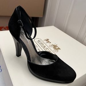 Black suede Mary Jane heel pump